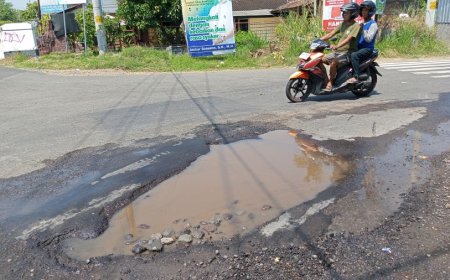 Jalan Delanggu - Keprabon Klaten Sering Tergenang Air