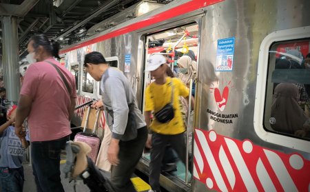 KAI Commuter Fokus Tingkatkan Layanan Penumpang