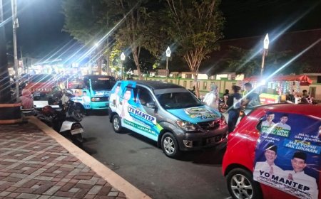 Mobil Branding Yophi-Lukman Konvoi Keliling Purworejo