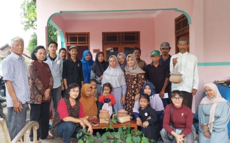 Warga Srimulyo Bantul Belajar Budi Daya Lebah Klanceng
