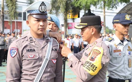 Kapolres Purworejo Memimpin Gelar Pasukan Operasi Zebra Candi 2024