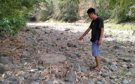 Warga Giritirto Kebumen Mengandalkan Sisa Air di Sungai