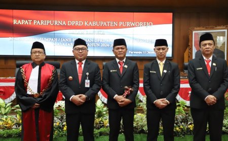 Tunaryo Ketua DPRD Kabupaten Purworejo 2024-2029