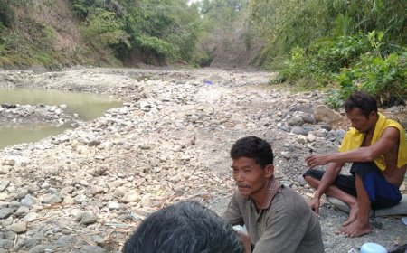 Mencari Butiran Emas di Sungai Luk Ulo Sumber Penghasilan Warga Giritirto Kebumen