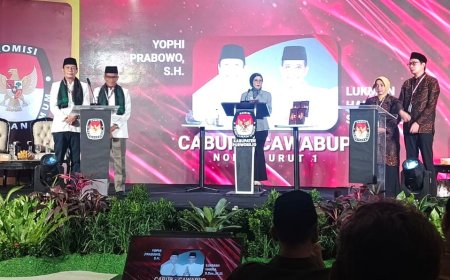 Yuli-Dion Menjanjikan Umrah Gratis untuk 3.400 Guru Ngaji