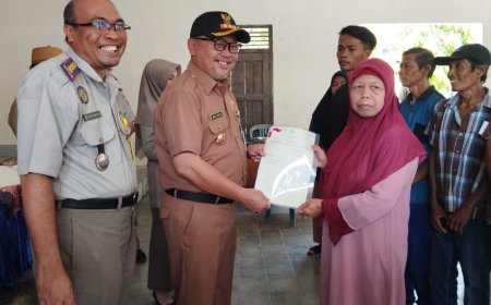Warga Desa Bener Purworejo Berbondong-bondong Mengambil Sertifikat Tanah