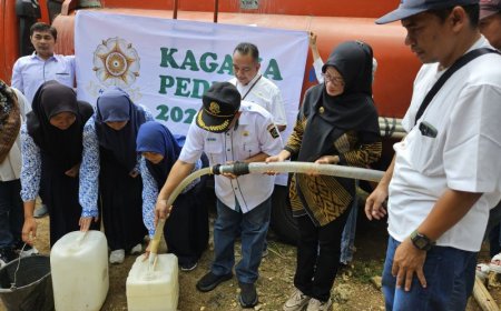 Kagama Kulonprogo Bantu Air Bersih 30 Tangki di Jatimulyo Girimulyo