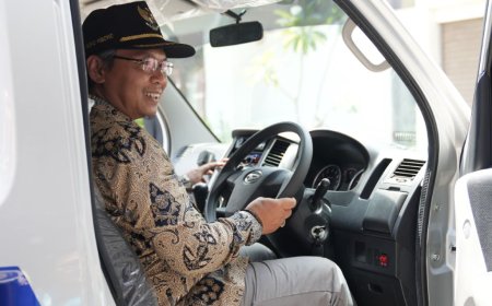 Ambulans Lasamba Diluncurkan untuk Melayani Lansia dan Disabilitas