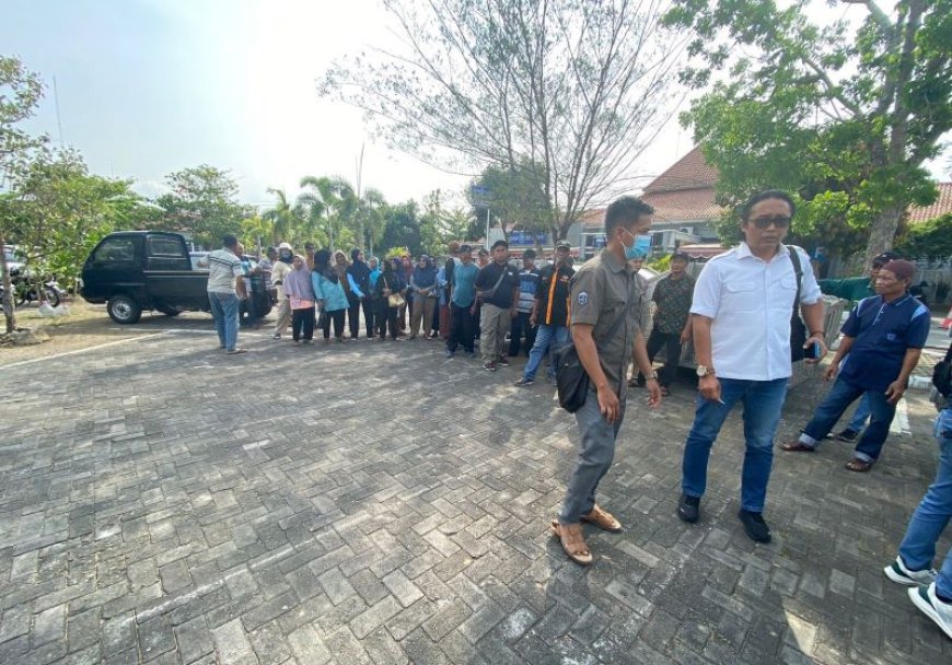 Terganggu Limbah Peternakan Babi, Warga Plumutan Bantul Datangi DLH