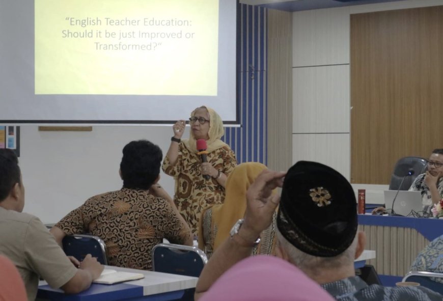 Lulusan Pendidikan Bahasa Inggris Harus Mampu Menghadapi Tantangan Zaman