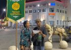 Warga dan Wisatawan Baca Puisi di Tengah Hiruk-Pikuk Malioboro