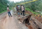 Longsor Susulan Memperlebar Kerusakan Jalan Kabupaten di Totogan