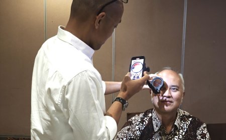 Inovasi Dokter UGM, Deteksi Dini Retinopati Diabetika dengan Kamera Smartphone