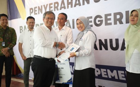 Sejumlah 216 PNS Pemkab Sleman Menerima SK Pensiun