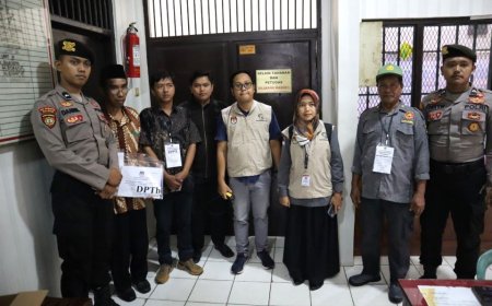 Pemilih Berstatus Tahanan Menggunakan Hak Pilihnya di Rutan Polres Kebumen