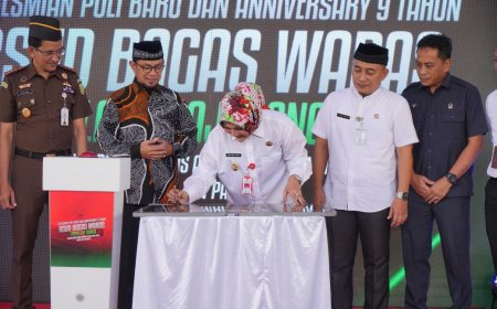 Bupati Klaten Meresmikan Poliklinik Terpadu RSBW