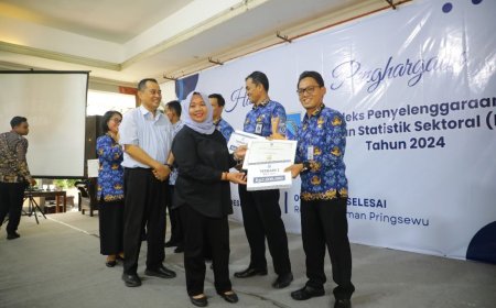 Bupati Sleman Serahkan Penghargaan IPKS