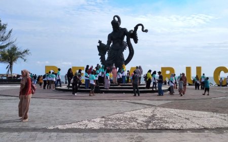 Lebih dari 17 Ribu Wisatawan Mengunjungi Pantai Dewaruci Purworejo
