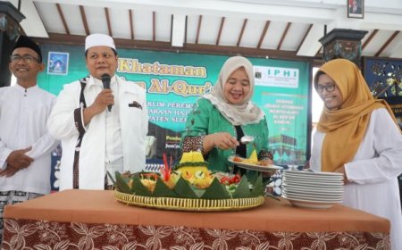 Bupati Kustini Menghadiri Syukuran Majelis Taklim Perempuan Sleman