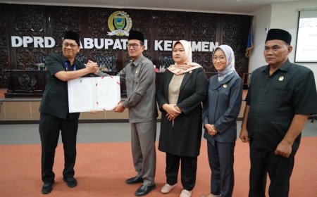 DPRD Kebumen Mengumumkan Akhir Masa Jabatan Bupati