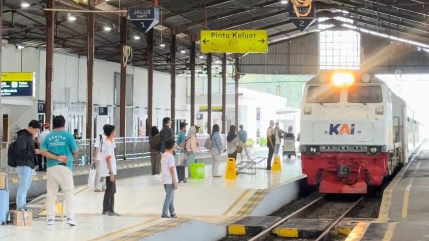 Selama Libur Nataru, 274.000 Penumpang KA Naik dari Stasiun Purwokerto
