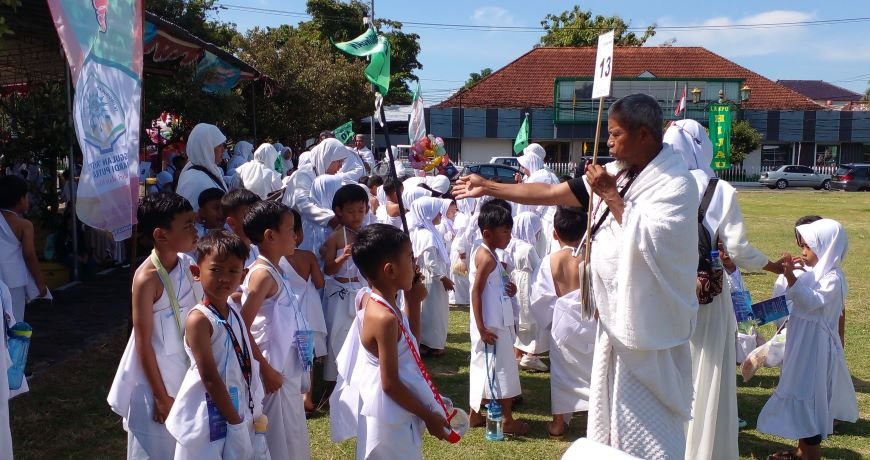 Sejumlah 1.297 Siswa TK Manasik Haji di Kantor Bupati Bantul