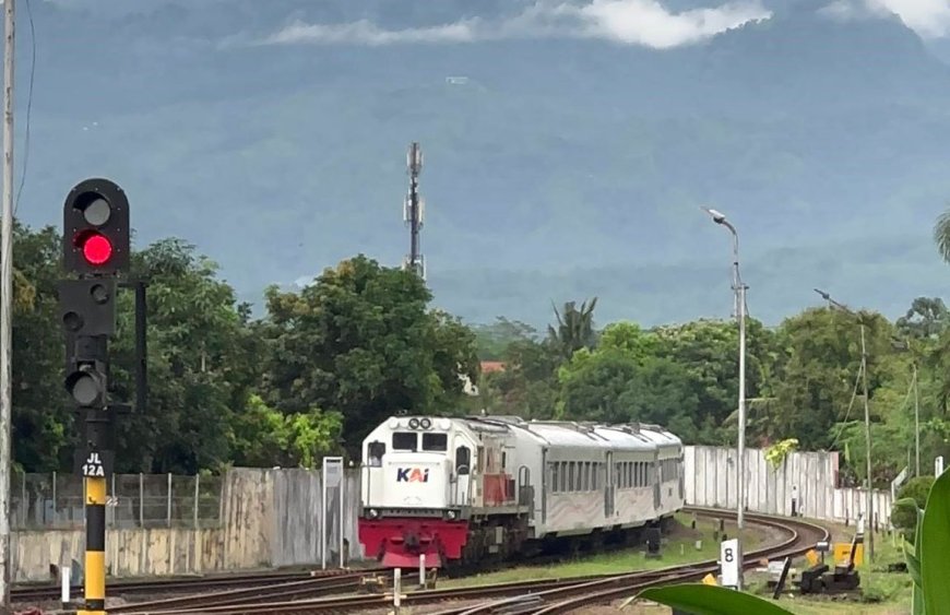 Waktu Tempuh Perjalanan KA Kini Lebih Cepat