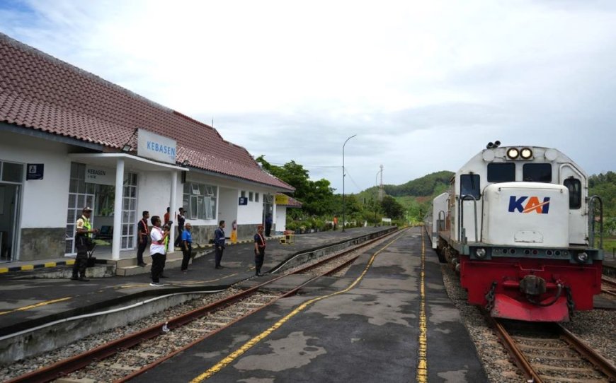 Penumpang Naik - Turun di 18 Stasiun Daop 5 Purwokerto Mencapai 77.400 Orang