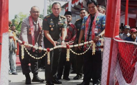 Pangdam IV/Diponegoro Meresmikan Jembatan Gantung di Desa Talang Klaten