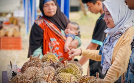 Ada Pasar Durian Runtuh di HeHa Sky View Gunungkidul
