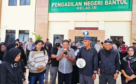 Agunan Tanah dan Rumah Berpindah Tangan, Komunitas UMKM DIY Gelar Demo di PN Bantul
