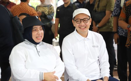 Yuli Astuti dan Dion Agasi Ceria Saat Mengikuti Gladi Pelantikan Kepala Daerah