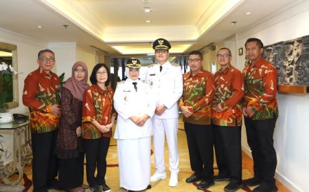 Bupati dan Wakil Bupati Purworejo Dilantik di Istana Merdeka