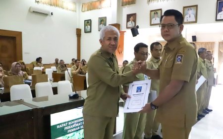 Wakil Bupati Sleman Serahkan SK Plt Pejabat Tinggi Pratama