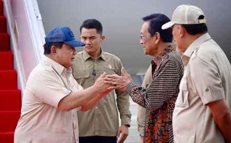 Sultan HB X Sambut Presiden Prabowo, Kunjungi Akmil dan Beri Arahan Kepala Daerah