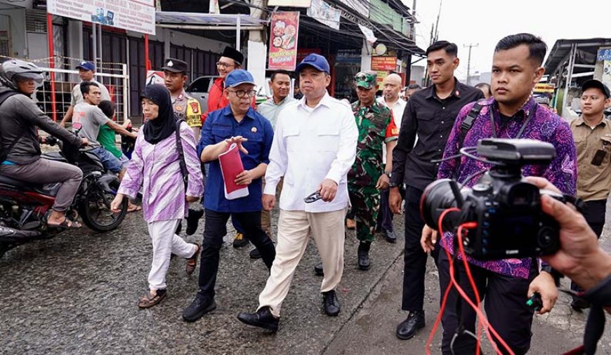 Disambut Korban, Nusron Wahid Kunjungi Lokasi Penggusuran Klaster di Bekasi