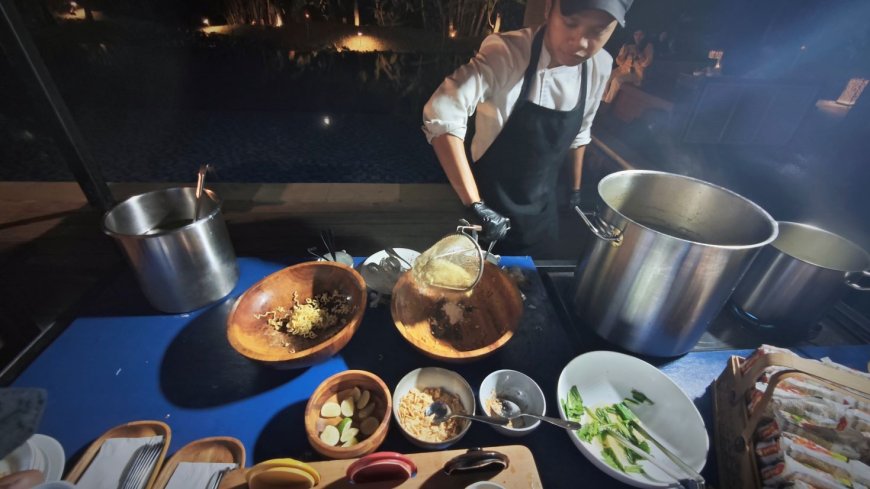 Kejutan dari Restoran Tip Tap Toe, Indomie Goreng dan Rebus Jadi Menu Andalan Berbuka Puasa