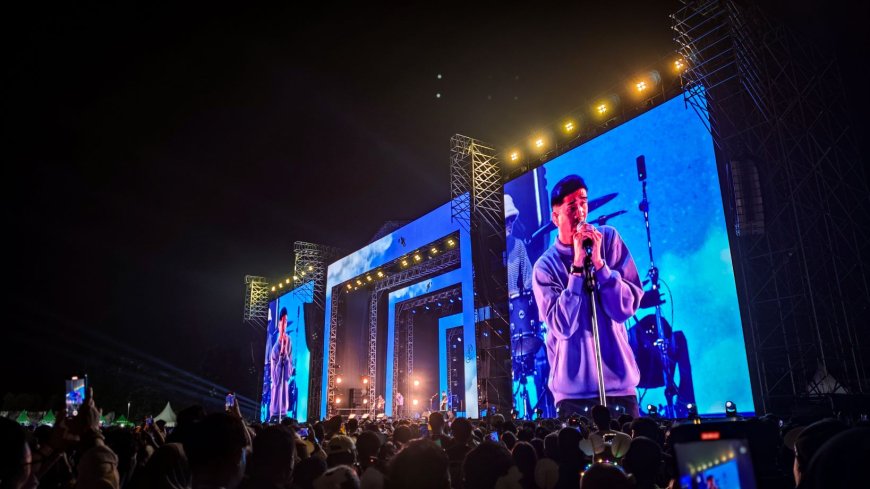 Sheila On 7 Guncang Merona Fest 2025, Ribuan Penonton Hanyut dalam Nostalgia