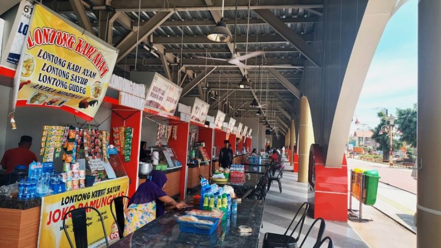 Masih Ada 40 Lapak di Pusat Kuliner Kapal Mendoan Belum Ditempati Pedagang