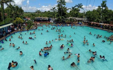 Sehari Sebelum Ramadan Kolam Renang di Bantul Dipenuhi Ribuan Orang