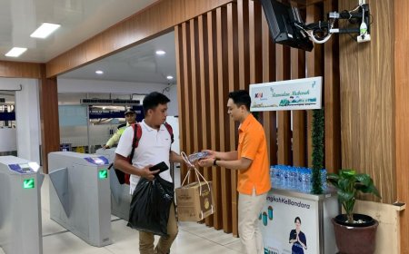 KAI Bandara Berbagi Ribuan Paket Takjil di Yogyakarta dan Medan