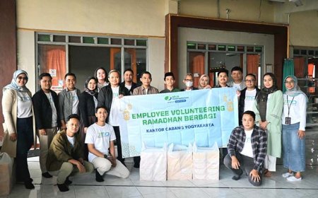 “Ramadhan Berbagi” BPJS Ketenagakerjaan, Bagikan 100 Paket Makanan Berbuka Puasa