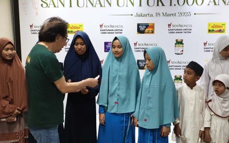 Berkah Ramadan: Sido Muncul Ulurkan Tangan, Bahagiakan 1.000 Anak Yatim Jakarta dengan Rp 200 Juta
