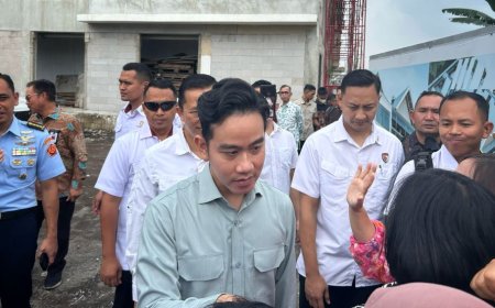 Wapres Gibran Meninjau Pembangunan Pasar Terban