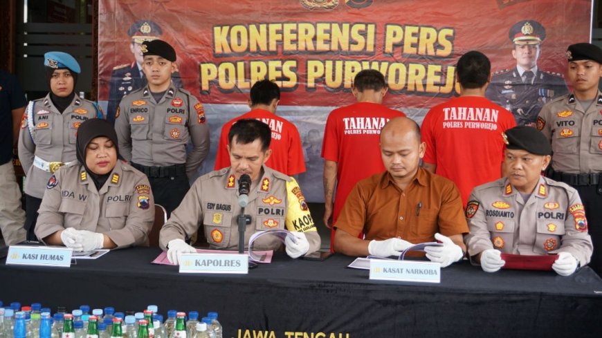 Polres Purworejo Ungkap Peredaran Obat Farmasi Tanpa Izin Resmi