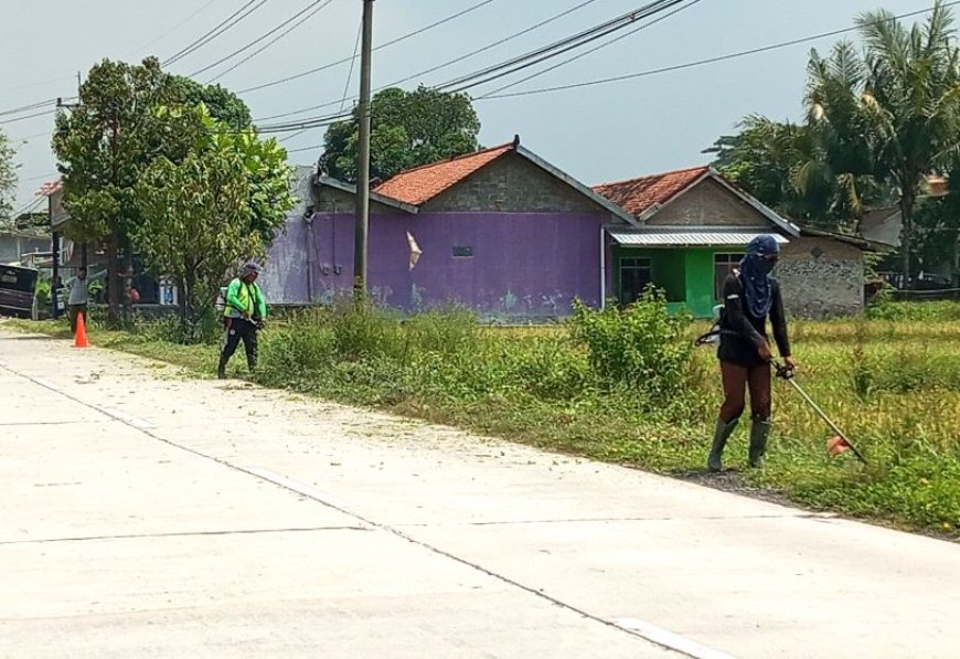 DPU PR Klaten Rutin Melaksanakan Pemeliharaan Jalan