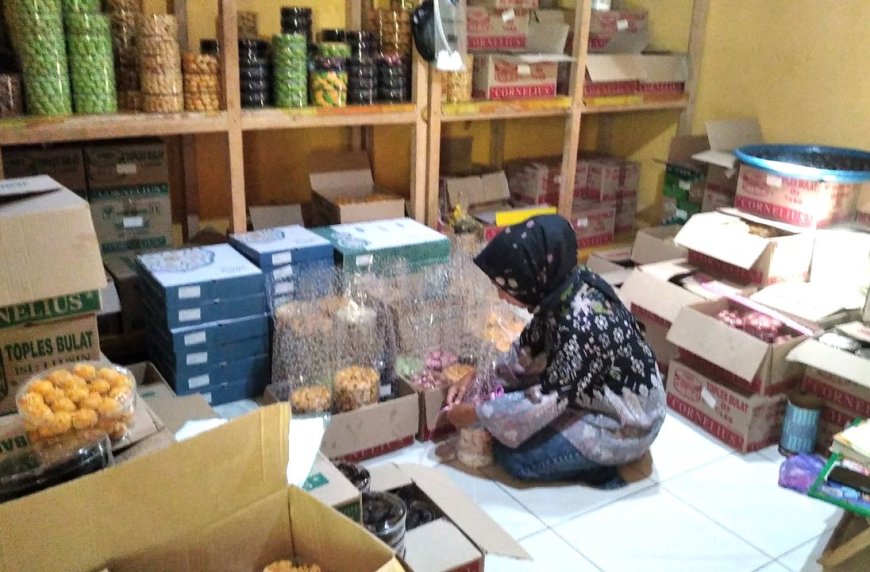 Industri Rumahan Kue Lebaran di Kebumen Sudah Menutup Pesanan