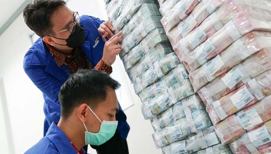 Bank Mandiri Siapkan Uang Tunai Rp 31,6 T, Beri Perhatian Khusus untuk Cek Ulang ATM/ CRM di Lokasi Strategis
