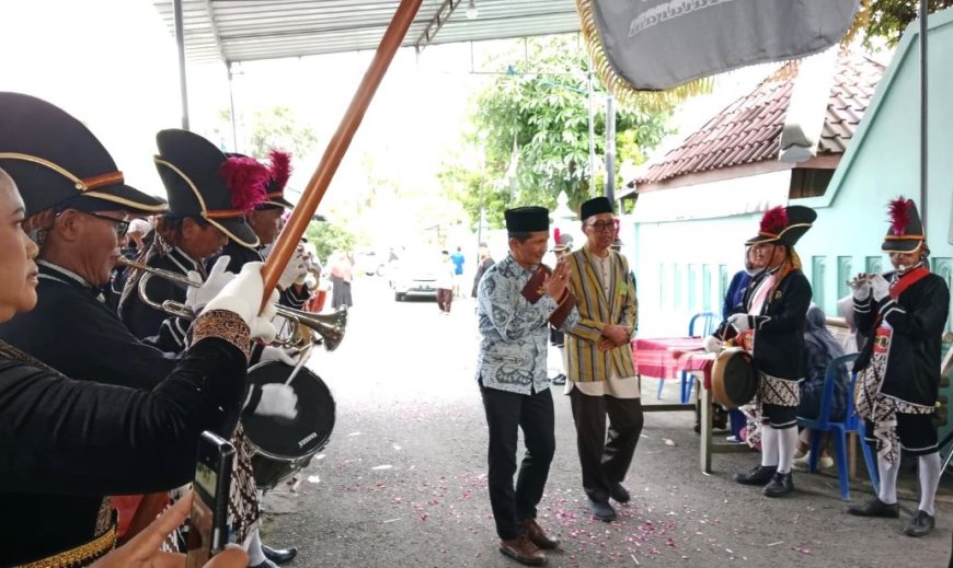 Resmikan Aula, Panti Asuhan Amanah Berbagi 800 Paket Sembako