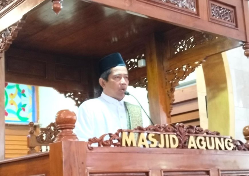 Ribuan Jamaah Memadati Masjid Agung Kulonprogo
